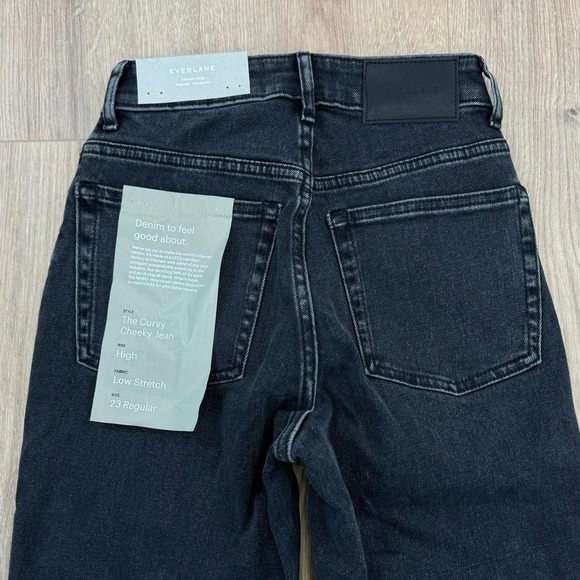 Everlane The Curvy Cheeky Straight Jean Washed Black 23R - Picture 5 of 6